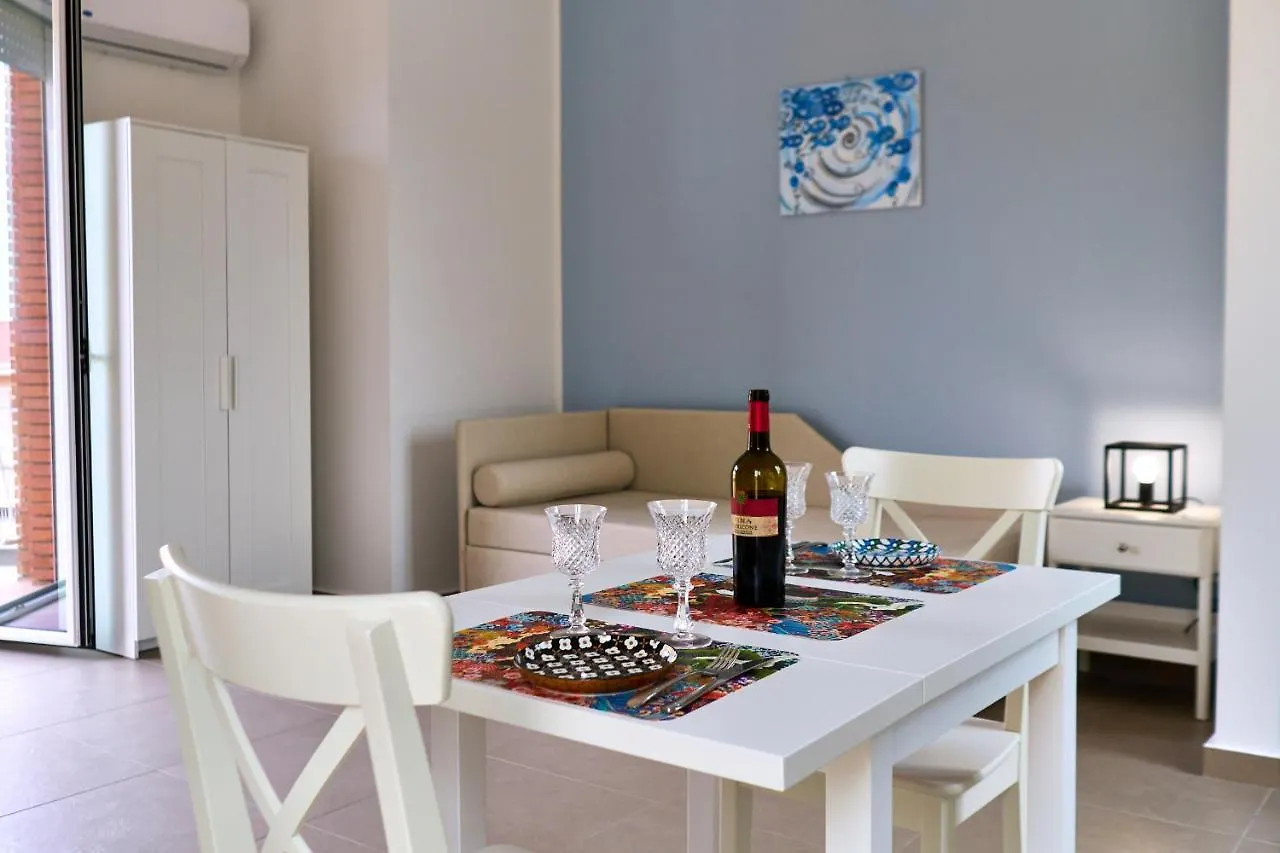 Vento Di Mare Aparthotel Piraino 0*,  Italy